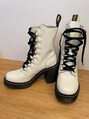 Doc Martens Dr Martens Chesney Platform Heel Boots White Leather US 6 UK 4 EU 37